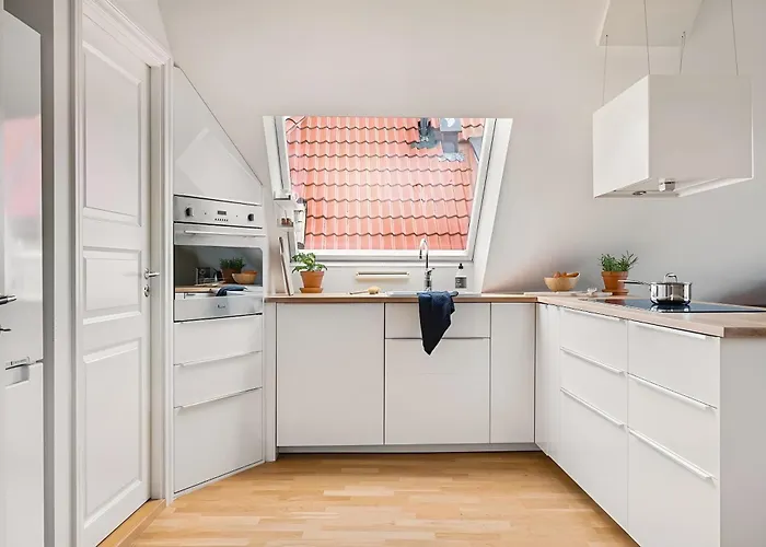 Design By Bryggen - View & Location ברגן