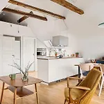 Apartment Design By Bryggen - View & Location Bergen